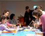 Kinderen maken zelf een schilderij